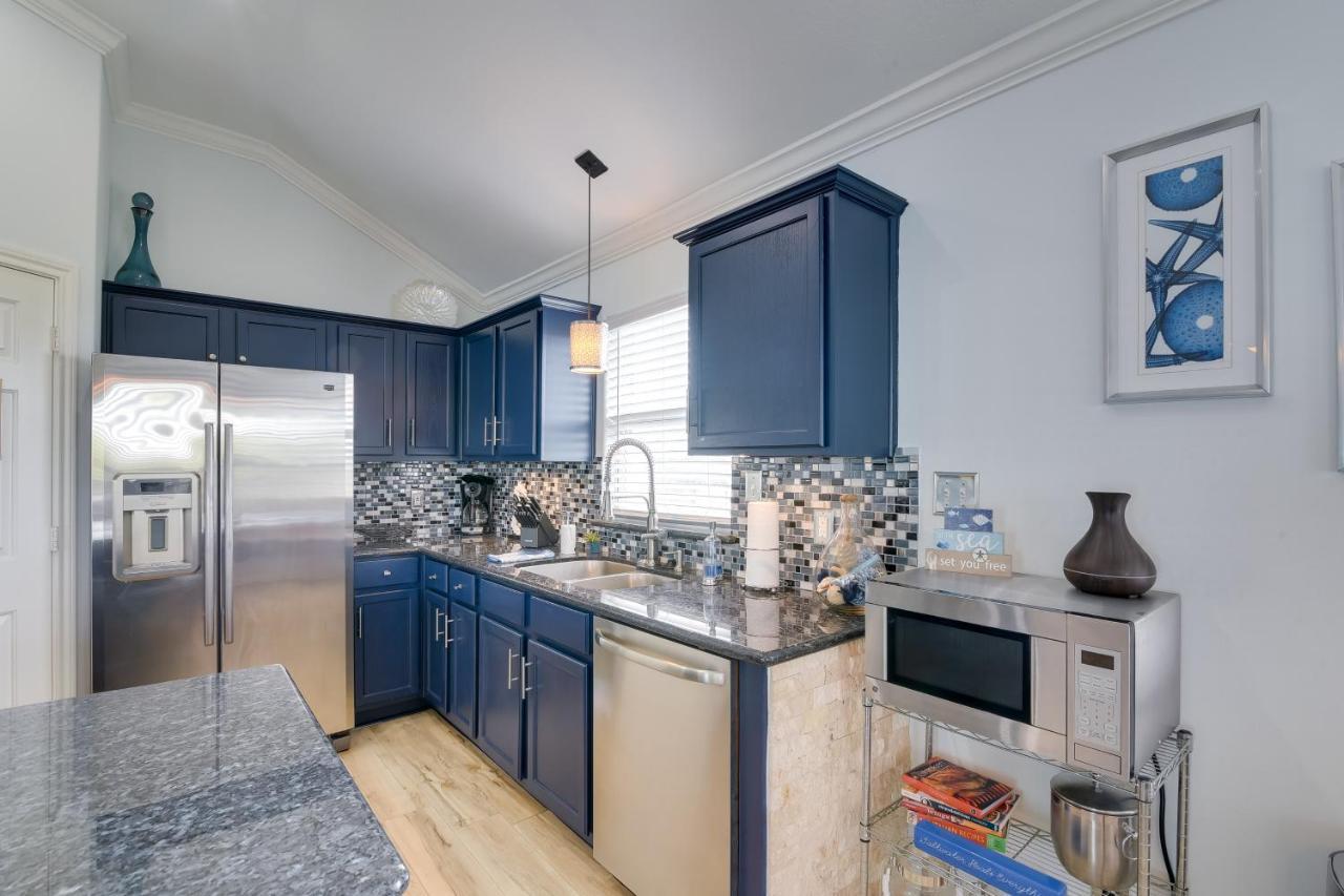 Вилла Galveston Escape With Entertainment Patio And Deck! Экстерьер фото