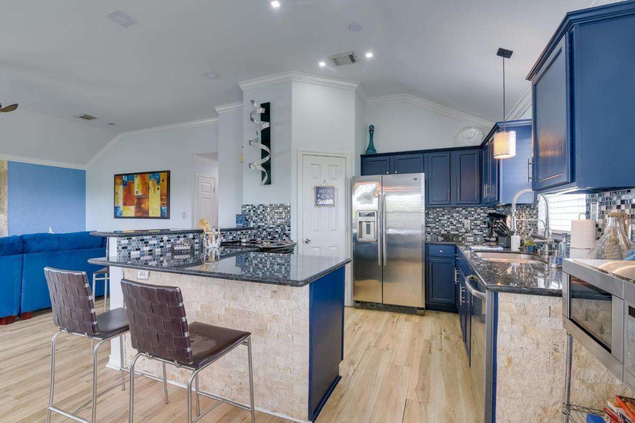 Вилла Galveston Escape With Entertainment Patio And Deck! Экстерьер фото