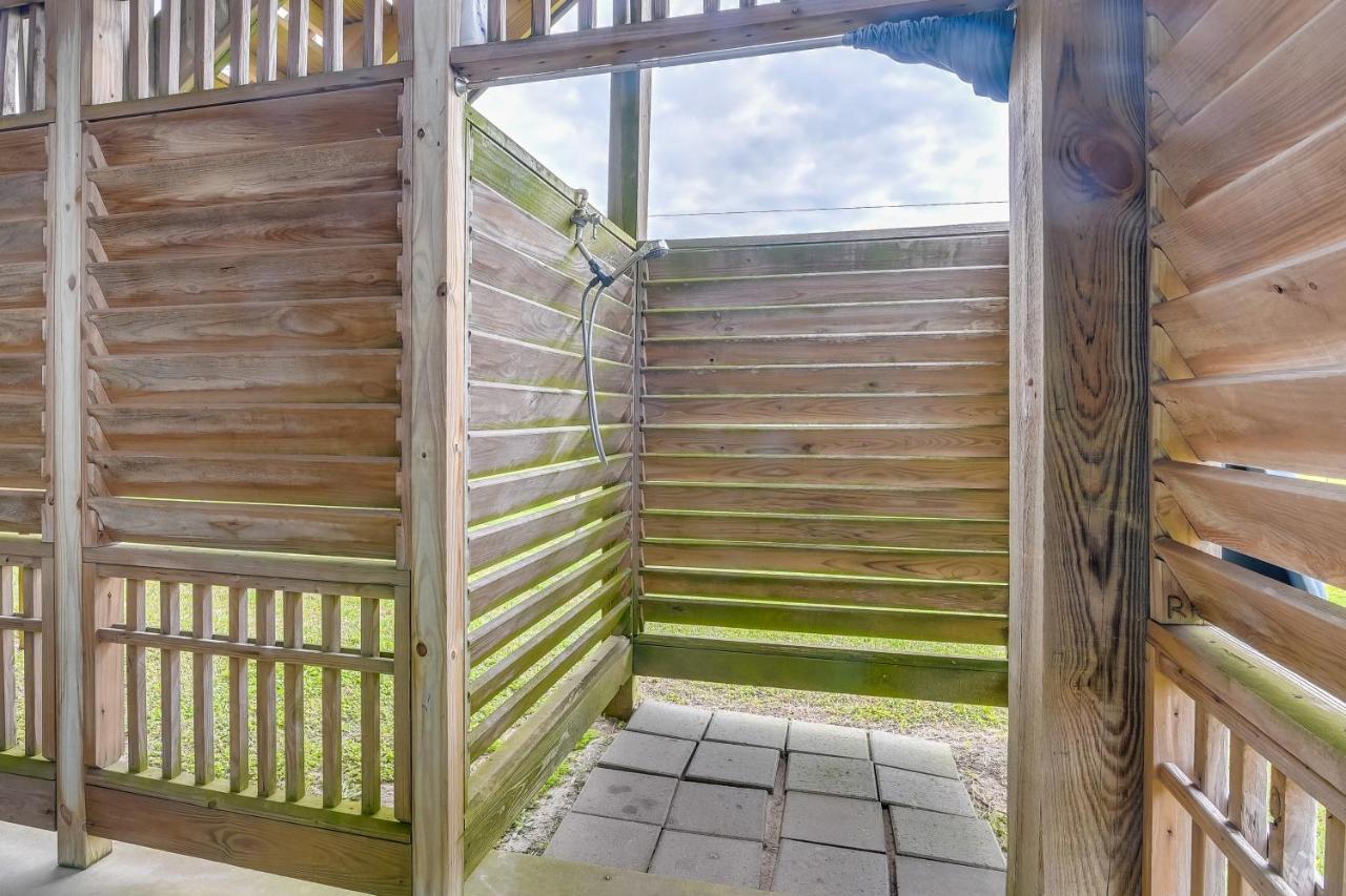 Вилла Galveston Escape With Entertainment Patio And Deck! Экстерьер фото